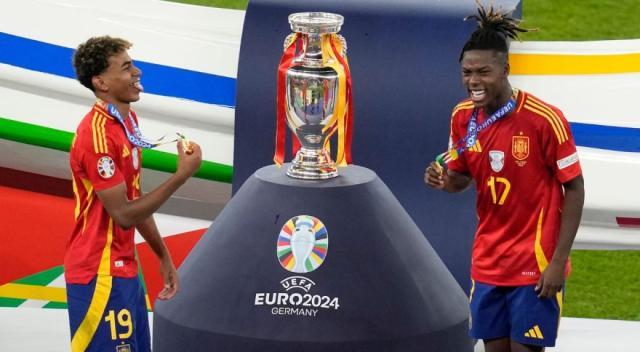 1721006899527076702.jpg yamal nico.jpg